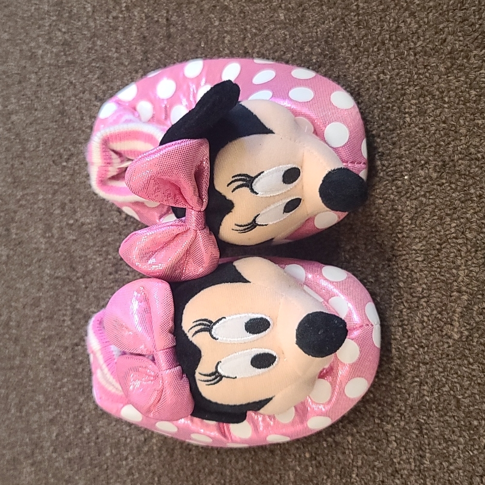3/$25 Minnie mouse plush slipper